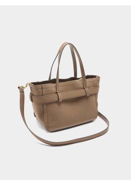 Charm'lı Tote Çanta modelleri