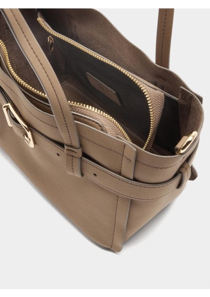 Charm'lı Tote Çanta indirimleri