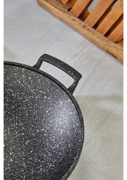 35 cm Döküm Granit Kaplama Saç Tava – Yanmaz Yapışmaz, Dayanıklı, Profesyonel Kullanım indirimleri