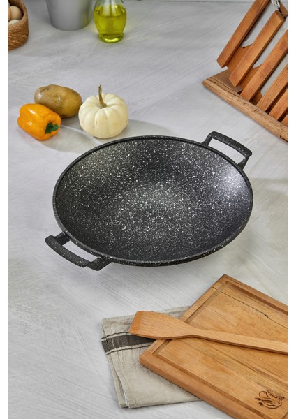 35 cm Döküm Granit Kaplama Saç Tava – Yanmaz Yapışmaz, Dayanıklı, Profesyonel Kullanım