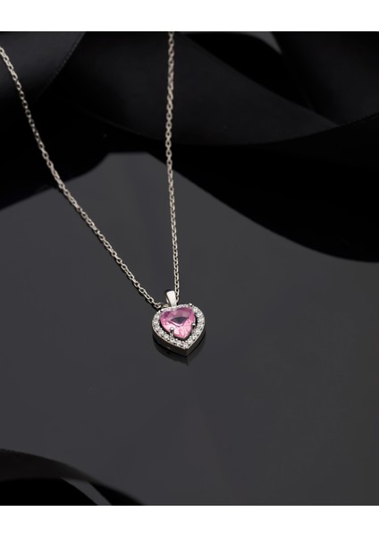 925 Ayar Pembe Taşlı Rodyum Pırlanta Görünümlü Kalp Gümüş Kolye