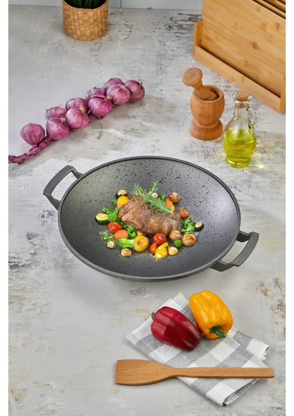 35 cm Döküm Granit Kaplama Saç Tava – Yanmaz Yapışmaz, Dayanıklı, Profesyonel Kullanım