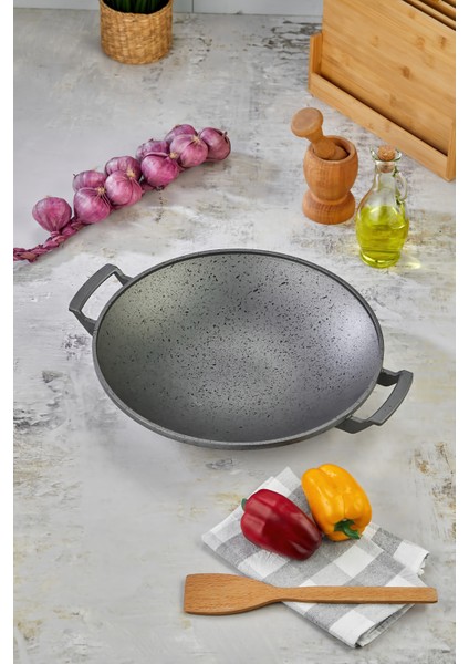 35 cm Döküm Granit Kaplama Saç Tava – Yanmaz Yapışmaz, Dayanıklı, Profesyonel Kullanım