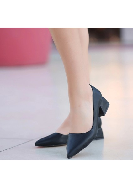 Xmpdby Desniy Siyah Cilt Topuklu Ayakkabı (Numara: 38) fırsatları