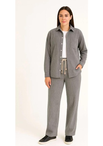 Kadın Kadife Oversize Takım – Gömlek ve Pantolon Ikili Set Füme Corduroy Şıklığı, Rahat ve Zarif Duruş Yumuşak Dokulu Kadife Kumaş, - Füme fiyatları