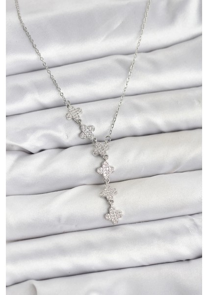 316L Çelik Zincir Gümüş Renk Yonca Model Kadın Kolye