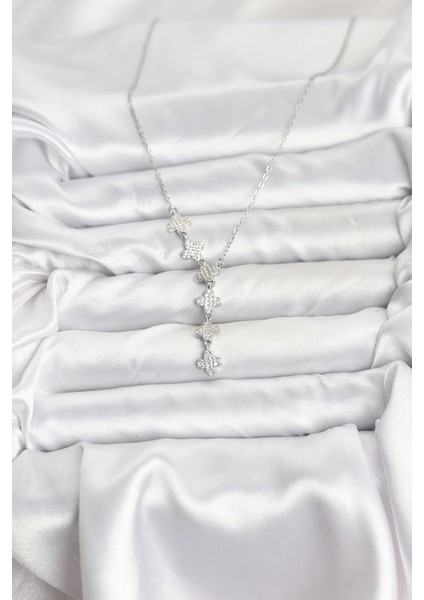 316L Çelik Zincir Gümüş Renk Yonca Model Kadın Kolye fiyatları