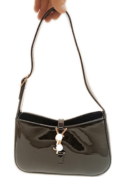 Siyah Rugan El Çantası fırsatları