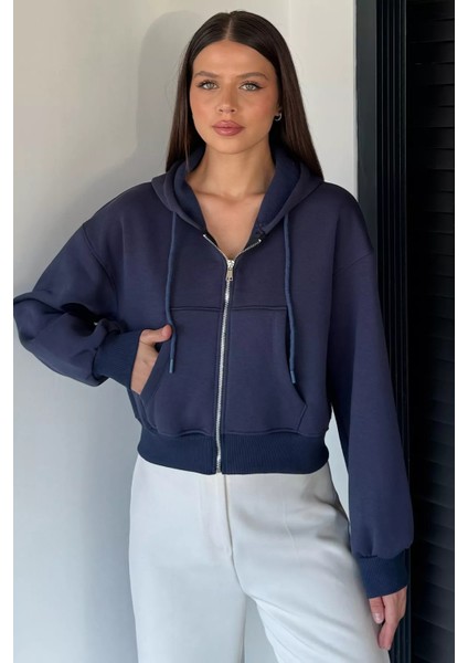 Kadın Kapüşonlu Şardonlu Ön Fermuarlı Crop Top Sweatshirt P-00018833