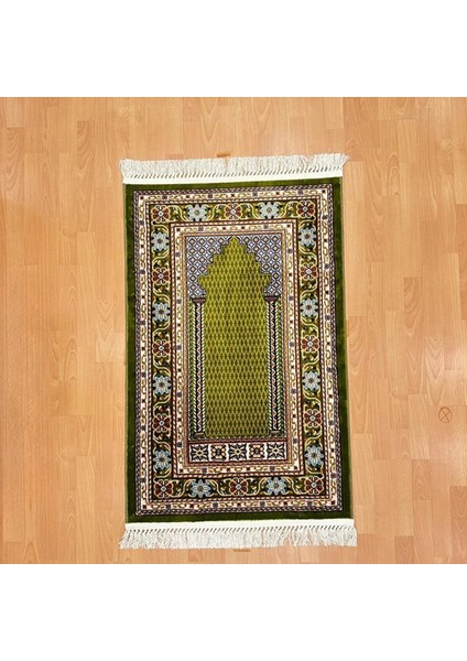 Lalezar Motifli Yünlü Seccade Yeşil