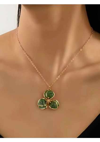 Çiçek Kolye, Zümrüt Yeşili Çelik Kararmaz Kolye modelleri