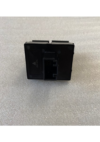 Volkswagen Caddy Sol Ön Cam Düğmesi 1K3959857 modelleri