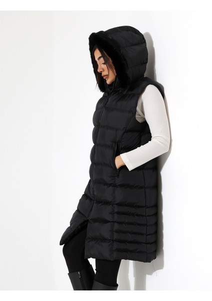 Kürk Detay Kapüşonlu Büyük Beden Şişme Yelek