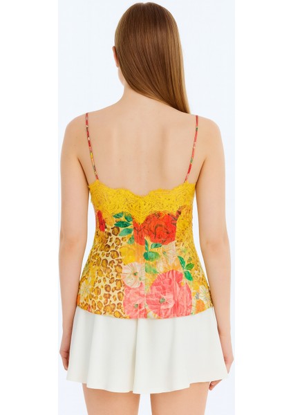 Kadın Renkli Bluz | Ip Askılı Düğme Detaylı | Şık & Kombin fiyatları