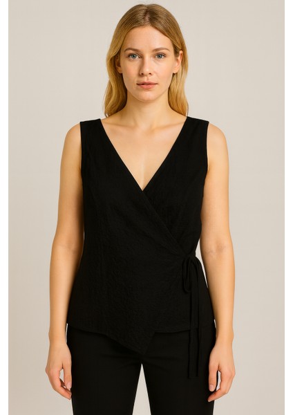 Kadın Bluz | Ekru Bağlamalı Kruvaze Yelek Modeli | Siyah