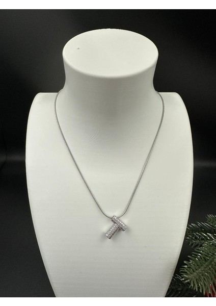 Gümüş Renk Taşlı T Harfi Kolye