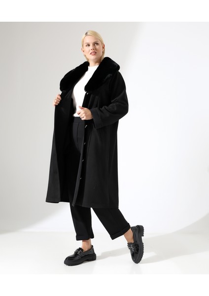 Şal Yaka Kürk Detay Uzun Kaban modelleri
