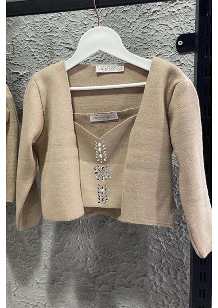 Kız Çocuk Askılı Bluz Hırka ve Elmas Taş Işlemeli Cepli Bej Triko Etekli Takım fiyatları