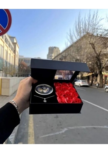 Gül Kutulu Sürpriz Konserve Içinde Kolye Hediye Seti – Romantik Sevgiliye Özel Hediye Kutusu fiyatları