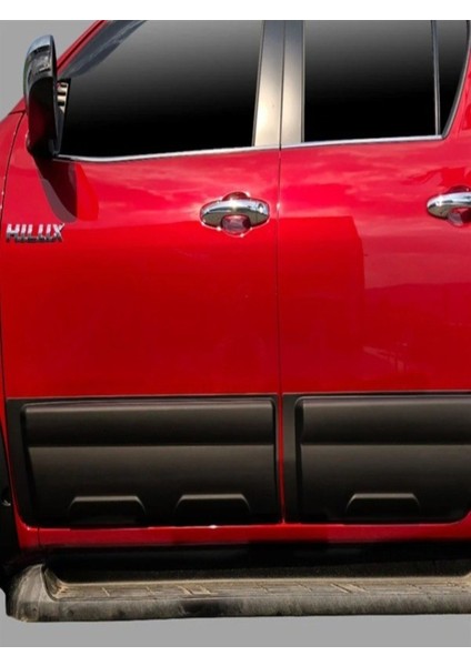 Roal Tunıng 2015+ ve Üzeri Uyumlu Toyota Hilux Kapı Gövde Kaplama Kabartma 4 Parça
