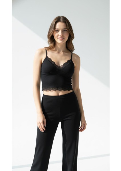 Crop Askılı Dantelli Çıkarılabilir Pedli Büstiyer Bluz fırsatları