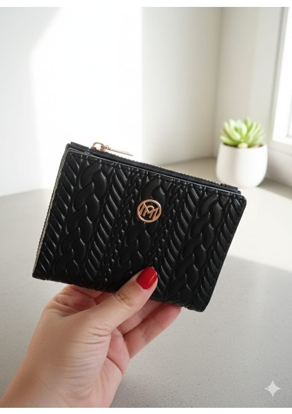 Kabartmalı Örgü Detaylı Orta Boy Fermuarlı Suni Deri Cüzdan Siyah fiyatları