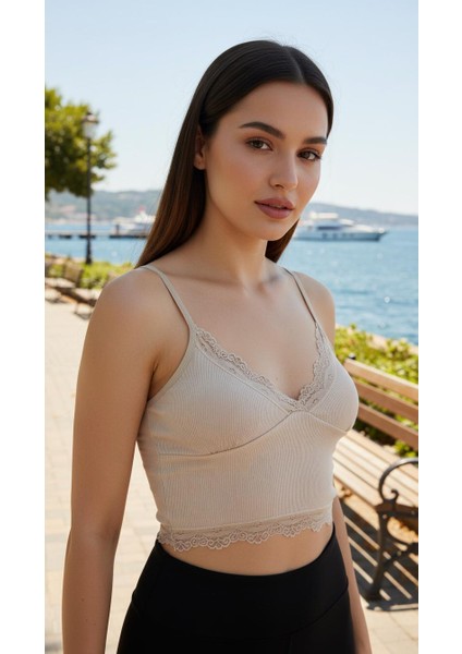 Crop Askılı Dantelli Çıkarılabilir Pedli Büstiyer Bluz