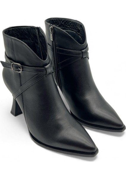 Flare Sivri Burun Ince Ökçe Siyah Hakiki Deri Kadın Bot fiyatları