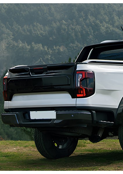 Roal Tunıng Ford Ranger T9 Arka Kapak Kabartma Kaplama – Piano Black Abs Tuning Aksesuar (Roal Tuning) fiyatları