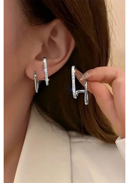 Kadın Gümüş Zirkon Tasarım Küpe