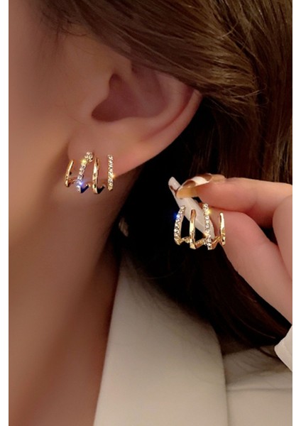 Kadın Gold Zirkon Taşlı Tasarım Küpe