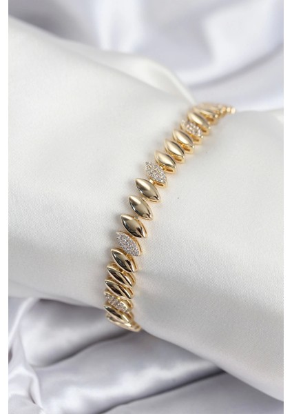 Bfs Pirinç Vıp Seri Gold Renk Arpa Model Kadın Bileklik