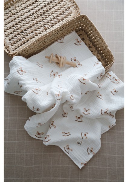 Çift Katlı Nostaljik At Desenli Organik Müslin Örtü modelleri