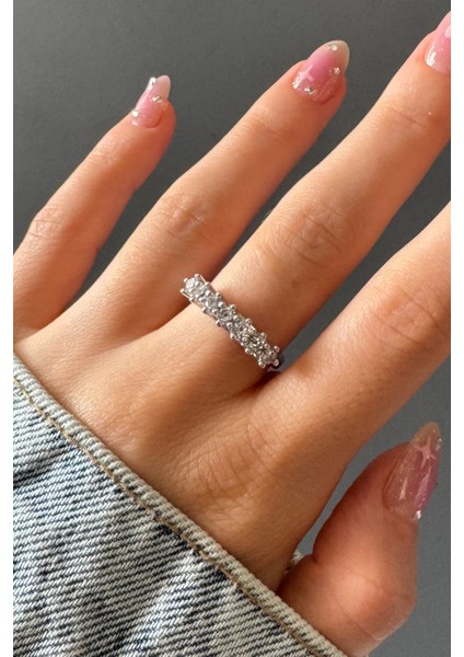 Kadın Gümüş Renk Zirkon Taşlı Yedi Taş Premium Ayarlanabilir Yüzük