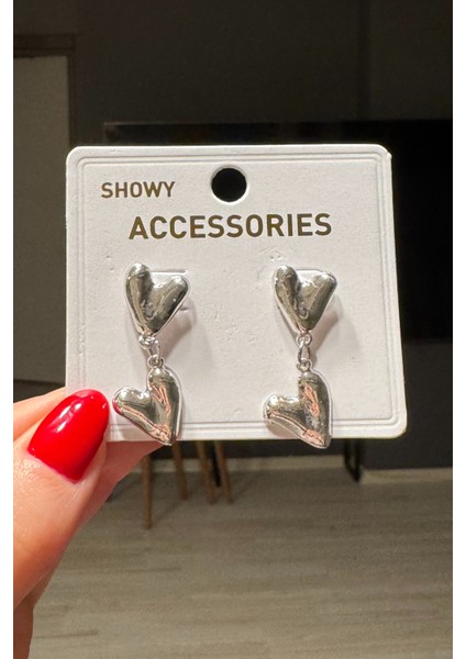 Kadın Gümüş Renk Sallantılı Minimal Kalp Küpe