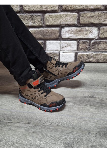 Rahat Içi Kürklü Ortopedik Taban Outdoor Spor Cırtlı Fermuarlı Çocuk Botu