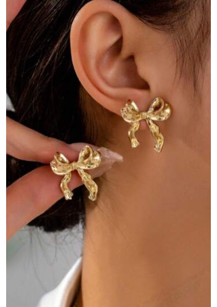 Kadın Gold Fiyonk Trend Küpe