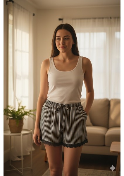 Çizgili Penye Kadın Ev Şortu Bacak Dantel Detaylı Ev Giyim Siyah modelleri