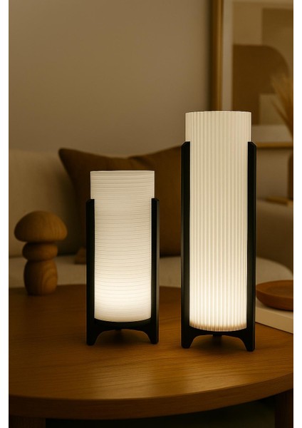 Modern Silindirik Masa Lambası – Sıcak Işık, Premium Dekor Aydınlatma