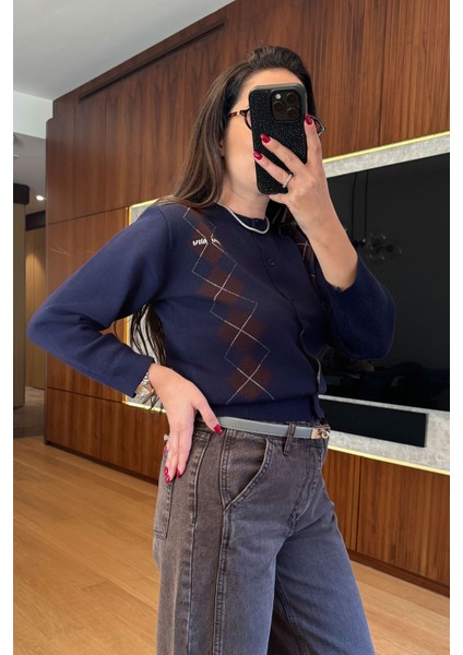 Marka Model Baklava Desen Tasarım Hırka- Lacivert fiyatları