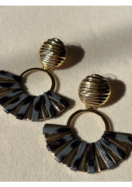 Zebra Desenli Küpe fiyatları