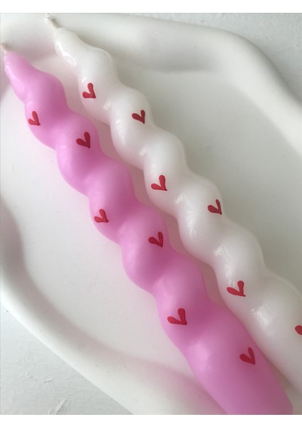 2'li Kırmızı Kalp Desenli Dekoratif Burgulu Şamdan Mum Seti - Desenli Renkli Mum modelleri