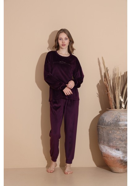 Baskılı Kadife Pijama Takımı modelleri