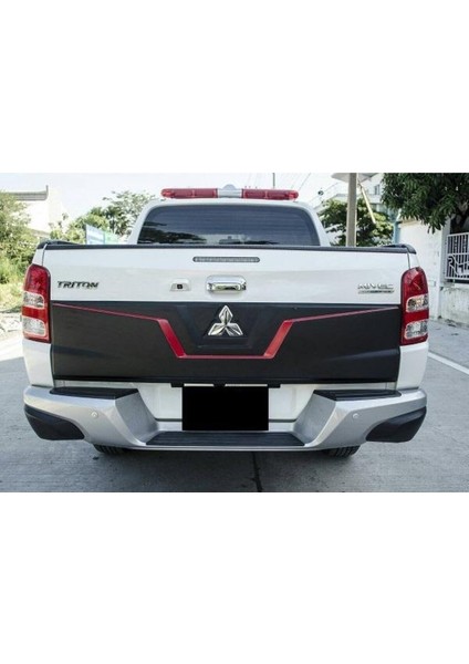 Roal Tunıng Mitsubishi L200 2015-2018 Yarım Bagaj Kapak Koruma Kabartma – Abs Tuning Aksesuar (Roal Tuning)