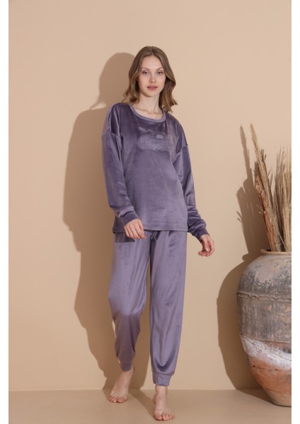 Baskılı Kadife Pijama Takımı fırsatları