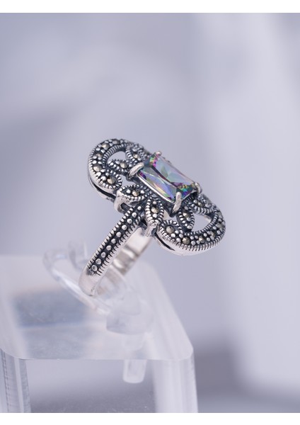 Gökkuşağı Işıltılı Markazit Taşlı 925 Ayar Gümüş Kadın Yüzük – Vintage ve Büyüleyici Tasarım fiyatları