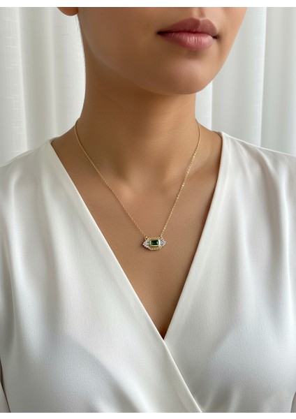 Çelik Perla Gold Yeşil Kolye