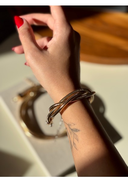 Tırtık Model Üçlü Sarmal Tasarım Gold Bileklik fırsatları