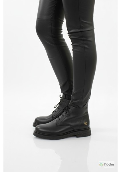 Kadın Hakiki Deri Ortopedik Fermuarlı Düz Taban Kısa Günlük Bot NH25/KB7006