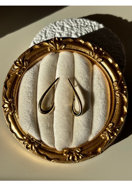 Minimalist Tasarım Gold Çelik Küpe